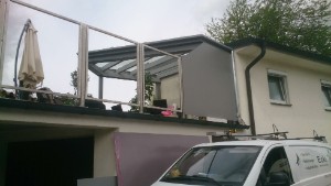 Terassenüberdachung mit Sichtschutz Schloss Lustheim